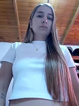 Iris_love18's cam snapshot