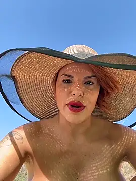 Selvaggia_official83 live sex cam