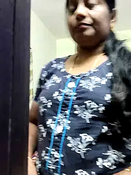 yamini1431 live sex cam