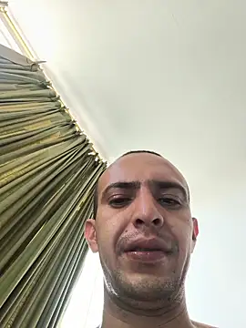 logan-31 live sex cam