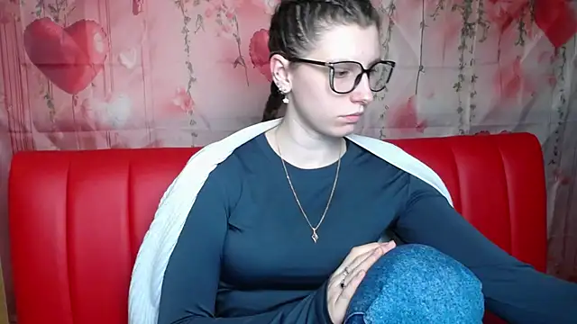 LilianaShine live sex cam