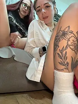 RollingGirls live sex cam