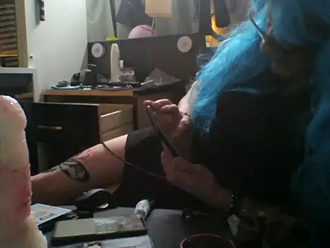 Slutviki69 live sex cam