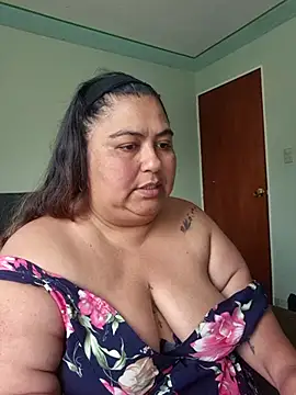 curvy_diva_'s cam snapshot