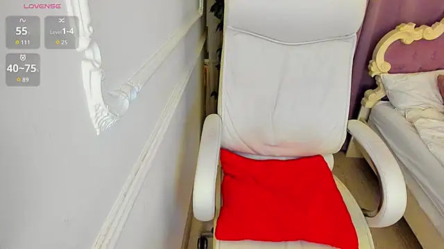 Lily_Marlin live sex cam