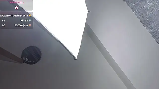 aria__monroe's cam snapshot