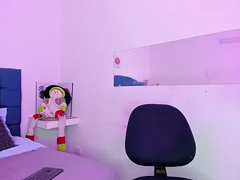 Aaron_Foxxx live sex cam