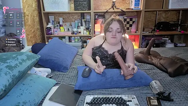 MiniNatalie's cam snapshot