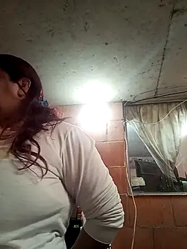 isis_milove's cam snapshot