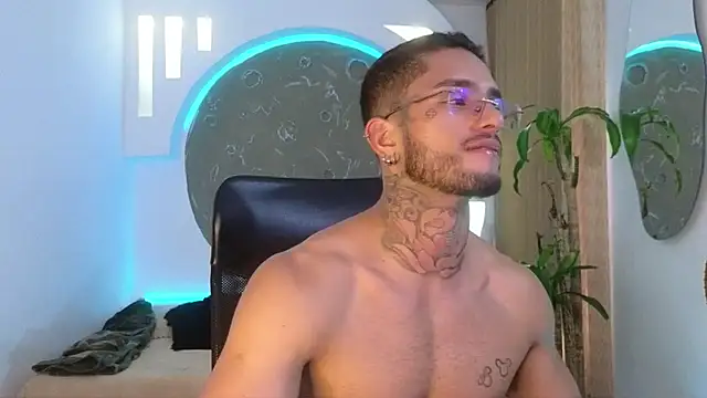 Alanrodgers live sex cam