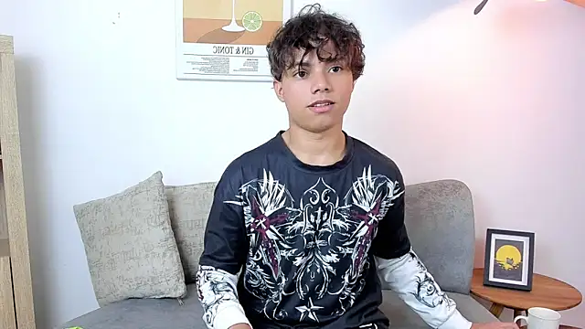 Honeymoon_sariel live sex cam