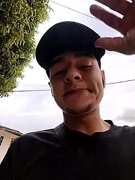 attractive-sexx's cam snapshot