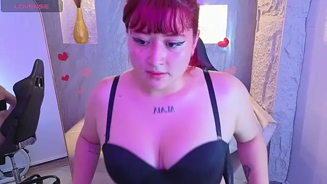 Lizzy_b_'s cam snapshot