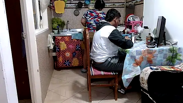 Boycuriousxxx live sex cam