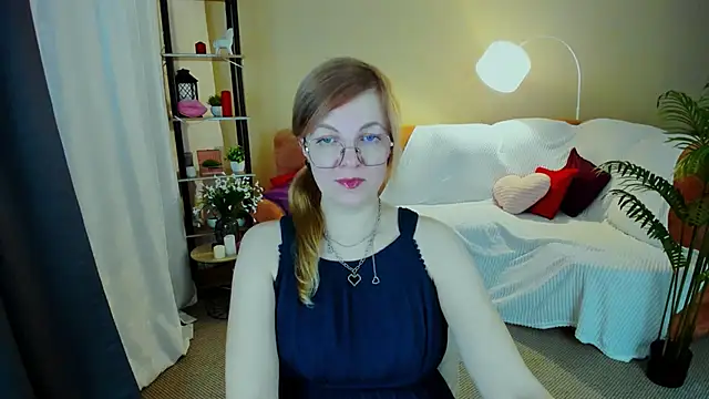 YourUniverser's cam snapshot