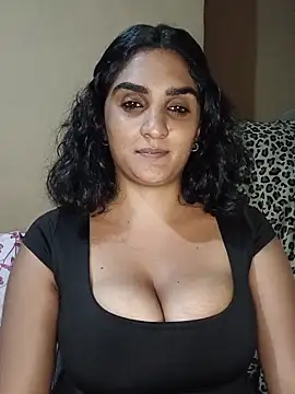 Eroticindian07's cam snapshot