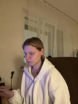 MaryHiggins live sex cam