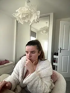 maisiesmithx live sex cam