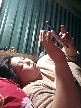 sary-hot2x's cam snapshot