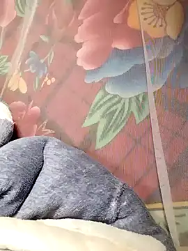 Reina_Fcup01's cam snapshot