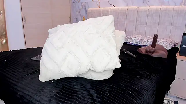 kiana_cream live sex cam