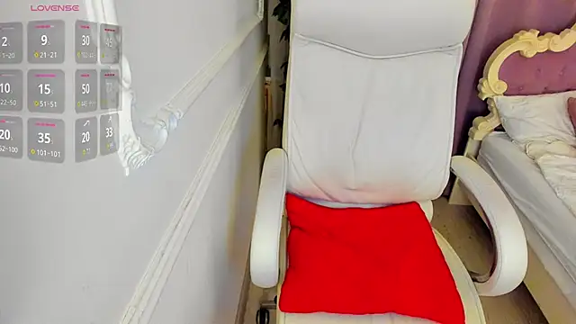 Lily_Marlin live sex cam