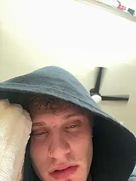 PAPITRVN live sex cam