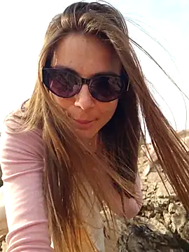 New_Bad_Bunny's cam snapshot