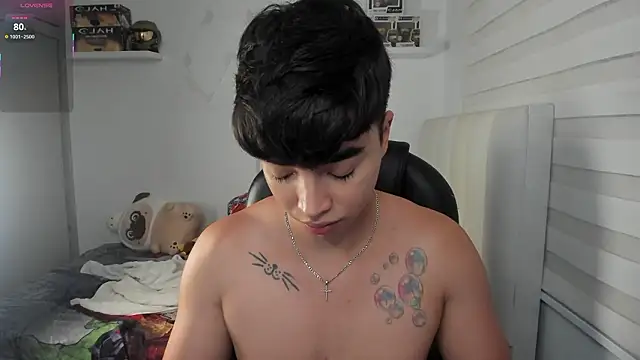 santy7v7 live sex cam