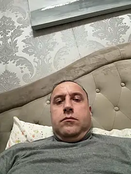 Lecatore80 live sex cam