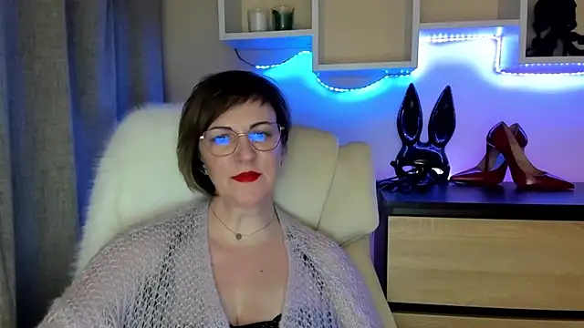 feliziaDesire live sex cam