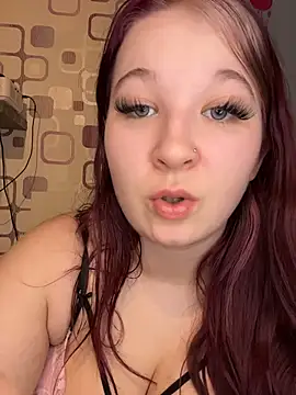 LittleChaosQueen live sex cam