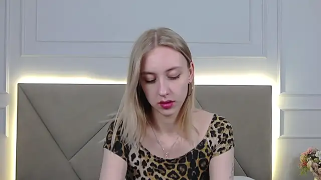 RachaelCute's cam snapshot