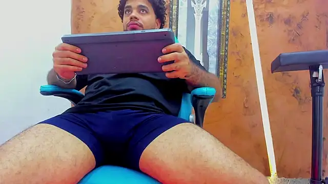 Chris_Evans22 live sex cam