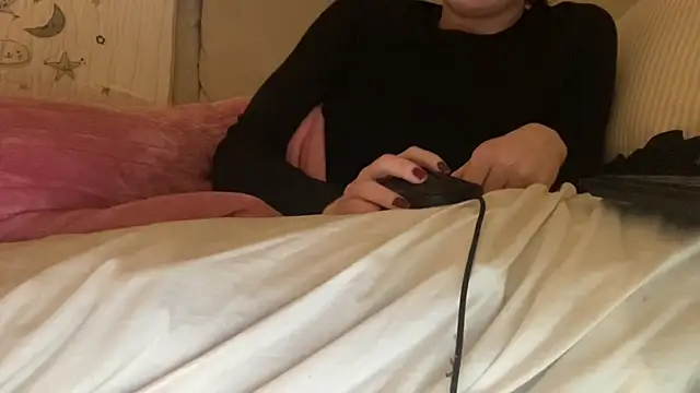 18yoteenvirgin's cam snapshot