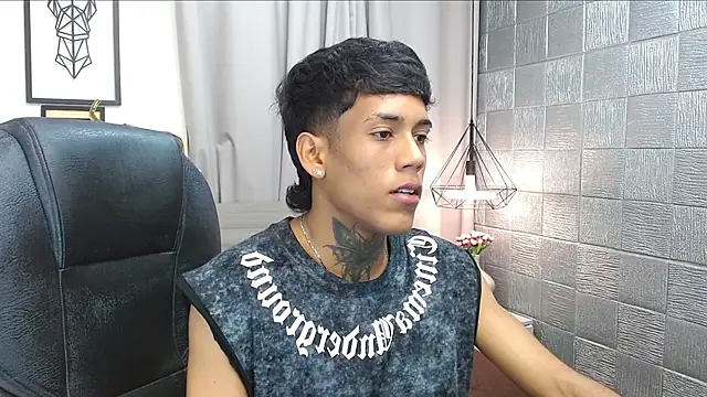 Alan_Cute18 live sex cam