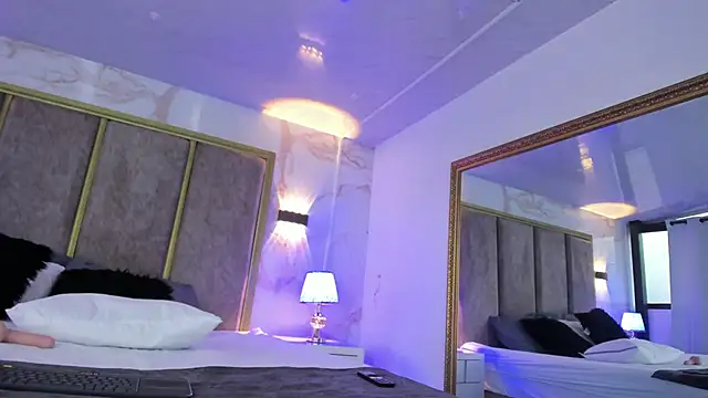 EmiilyRousee's cam snapshot