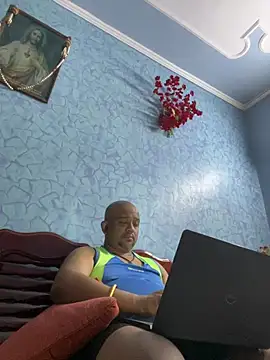 Dick_6inches_Delhi live sex cam