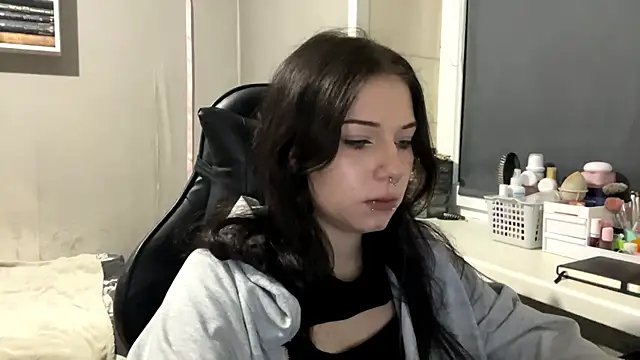 LilyBaby3's cam snapshot