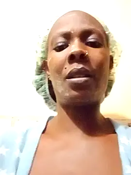 Pretty_miss_devilxxx35's cam snapshot