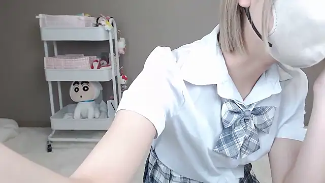 yuna_rin live sex cam