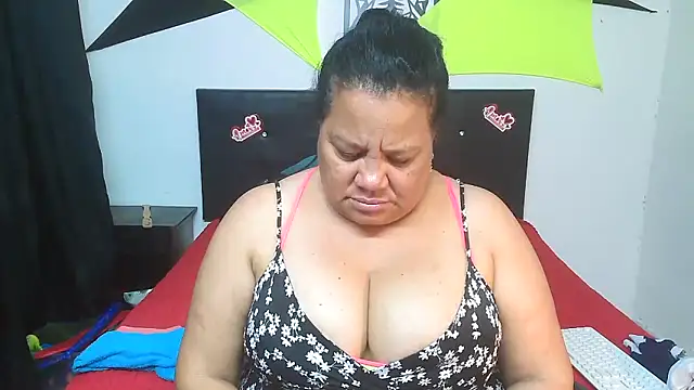 Shanttal0272 live sex cam