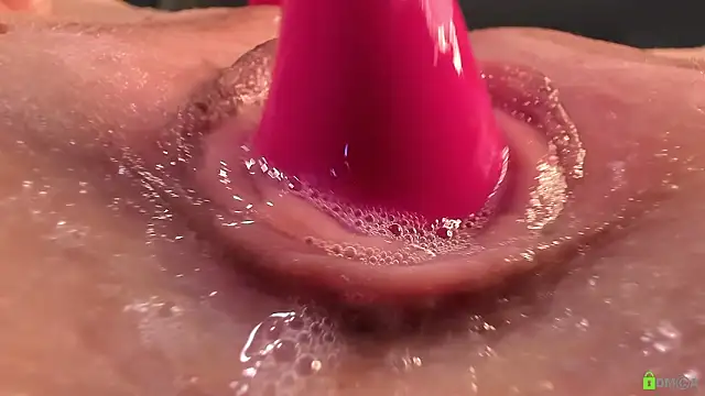 Courtney_Luv live sex cam