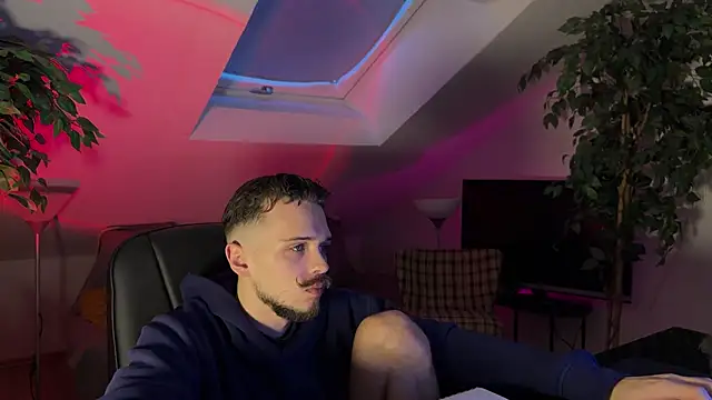 naked_psy's cam snapshot