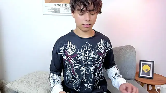 Honeymoon_sariel's cam snapshot