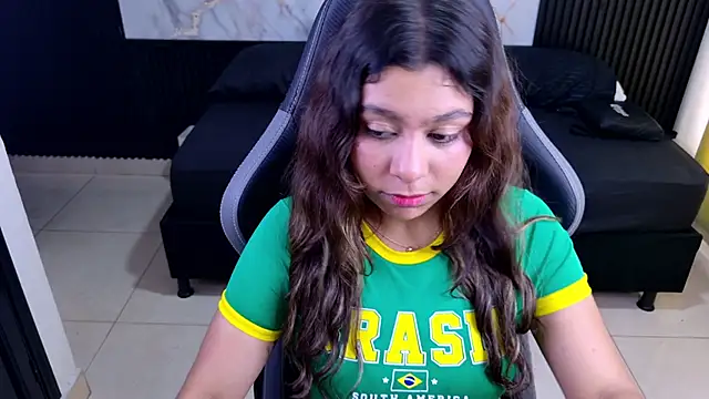 Sophie19__'s cam snapshot