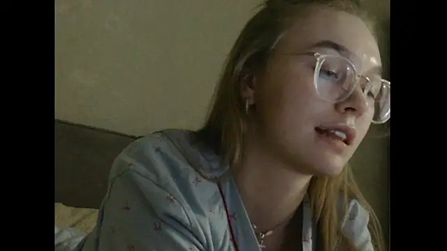 melissashineee's cam snapshot