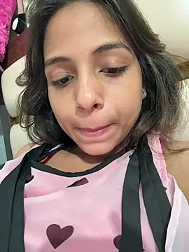 its_anuuu's cam snapshot