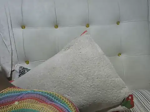 Mylaclara's cam snapshot