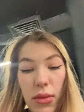 Mia_Star69's cam snapshot